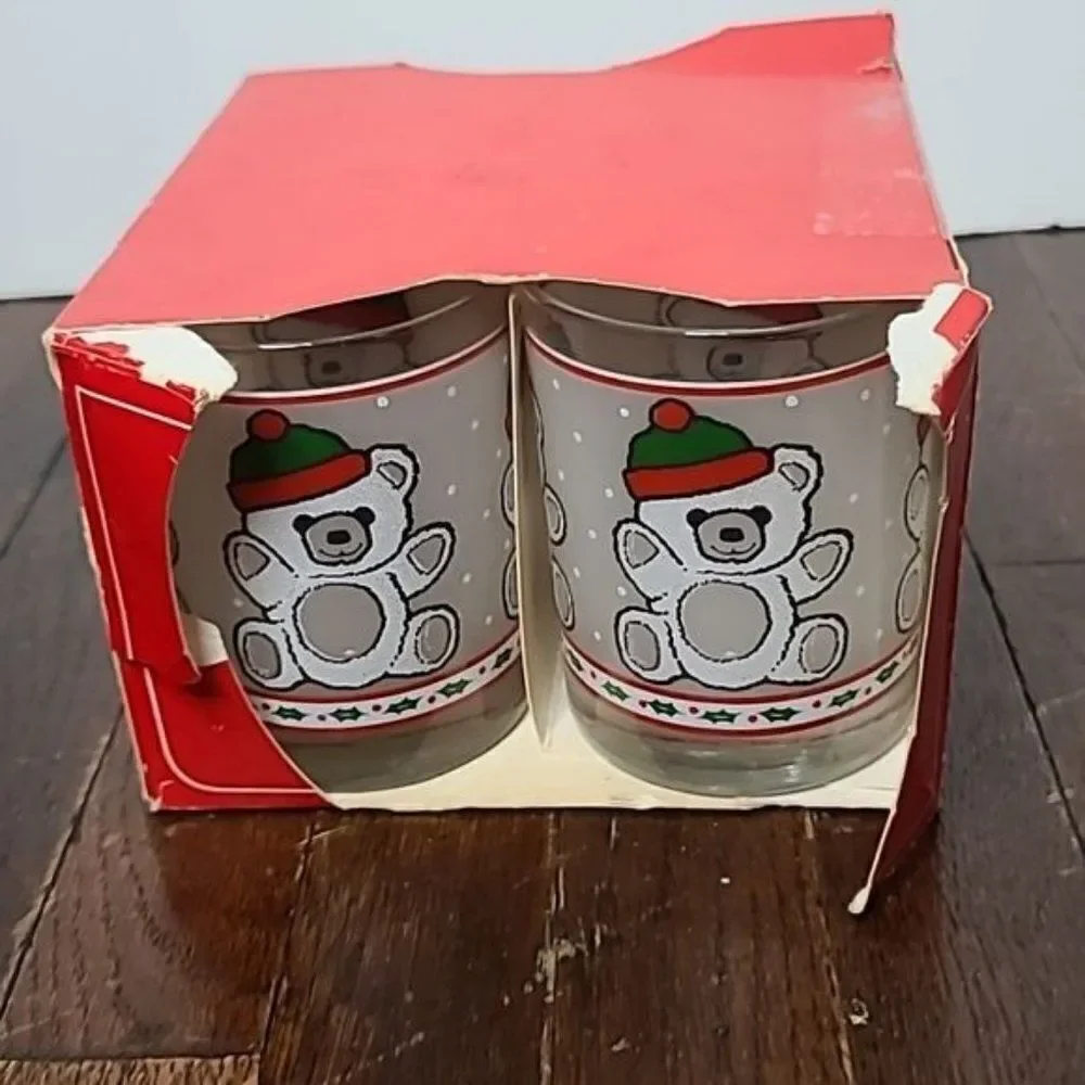 Vintage Libbey Glass Toledo Ohio Christmas Teddy Bear Glass Tumblers set of 3